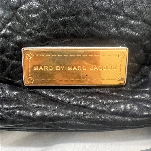 Marc by Marc Jacobs Black Textured Satchel - Picture 3 of 4